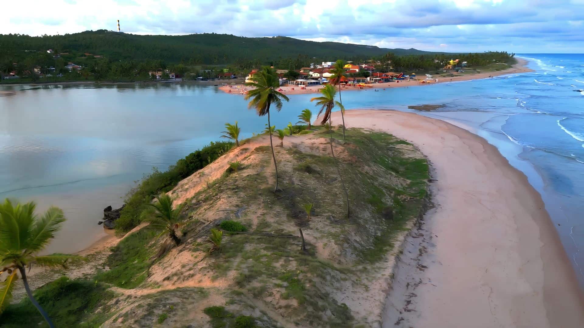 Barra do Itariri no município do Conde (BA) Barra do Itariri no município do Conde (BA)