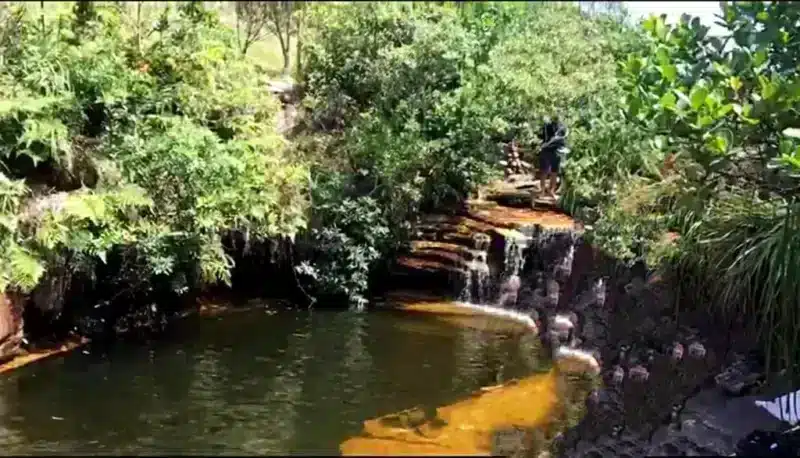 Cachoeira Águas Claras na Chapada Diamantina Cachoeira Águas Claras na Chapada Diamantina