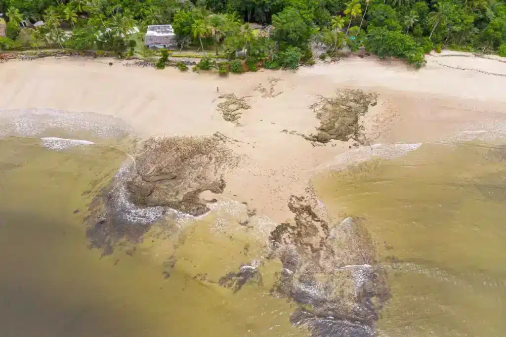 Praia do Outeiro na Ilha de Boipeba Praia do Outeiro na Ilha de Boipeba