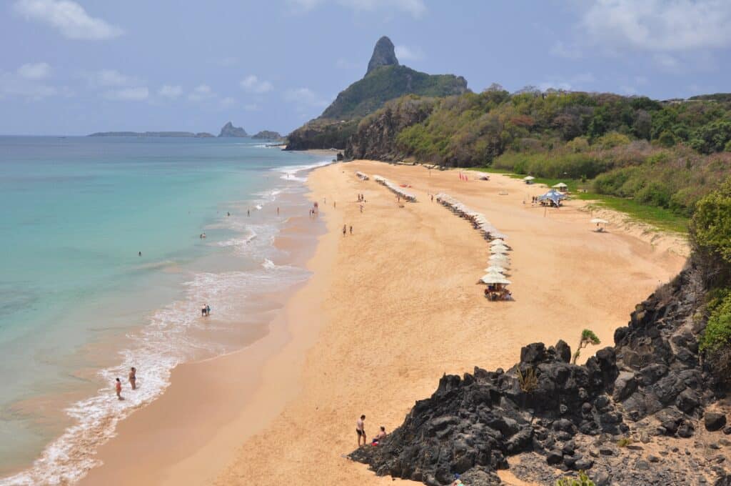 Praia da Cacimba do Padre em Fernando de Noronha Praia da Cacimba do Padre em Fernando de Noronha