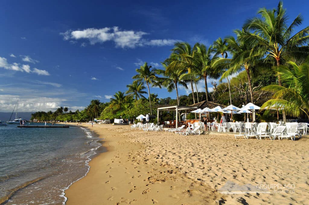 Praia do Saco da Capela em Ilhabela Praia do Saco da Capela em Ilhabela