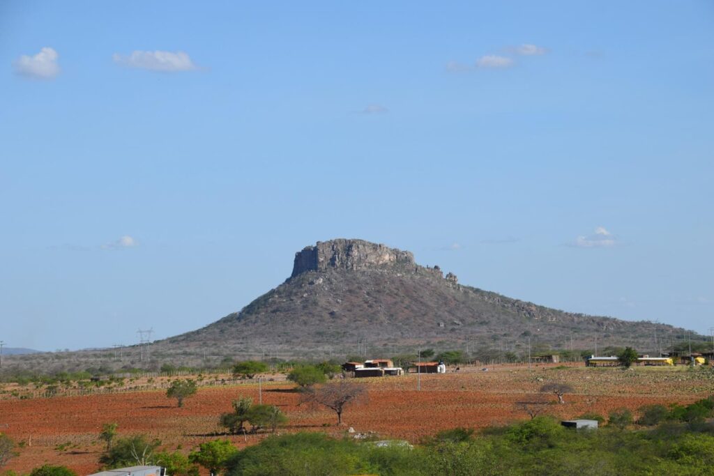 Serra do Umbuzeiro em Paulo Afonso Serra do Umbuzeiro em Paulo Afonso