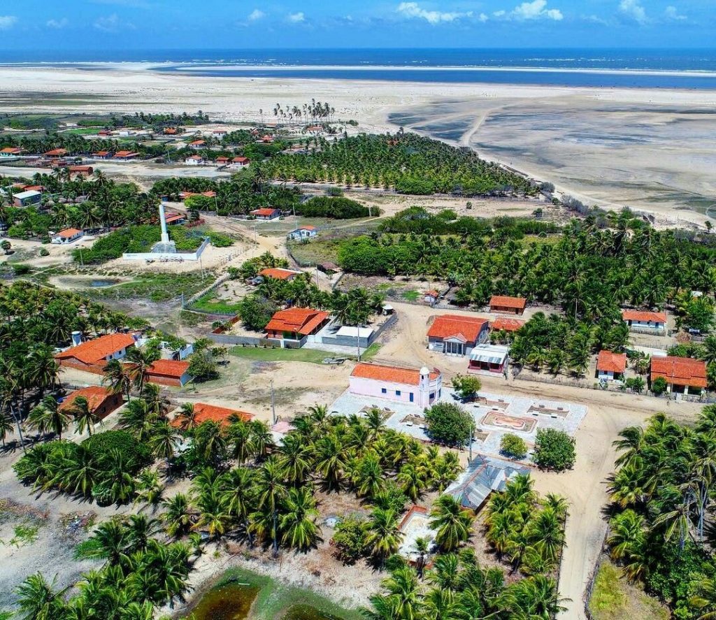 Praia do Arpoador no município de Tutóia no Maranhão Praia do Arpoador no município de Tutóia no Maranhão