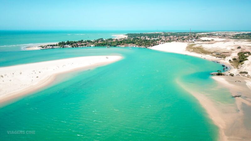 Praia de Mundaú no município de Trairi CE Praia de Mundaú no município de Trairi CE