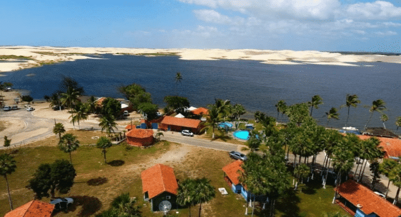 Lagoa do Portinho em Luís Correia no Piauí Lagoa do Portinho em Luís Correia no Piauí