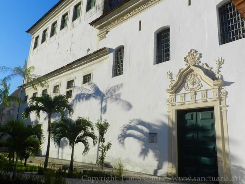Igreja e Convento de Santa Clara do Desterro em Salvador Igreja e Convento de Santa Clara do Desterro em Salvador