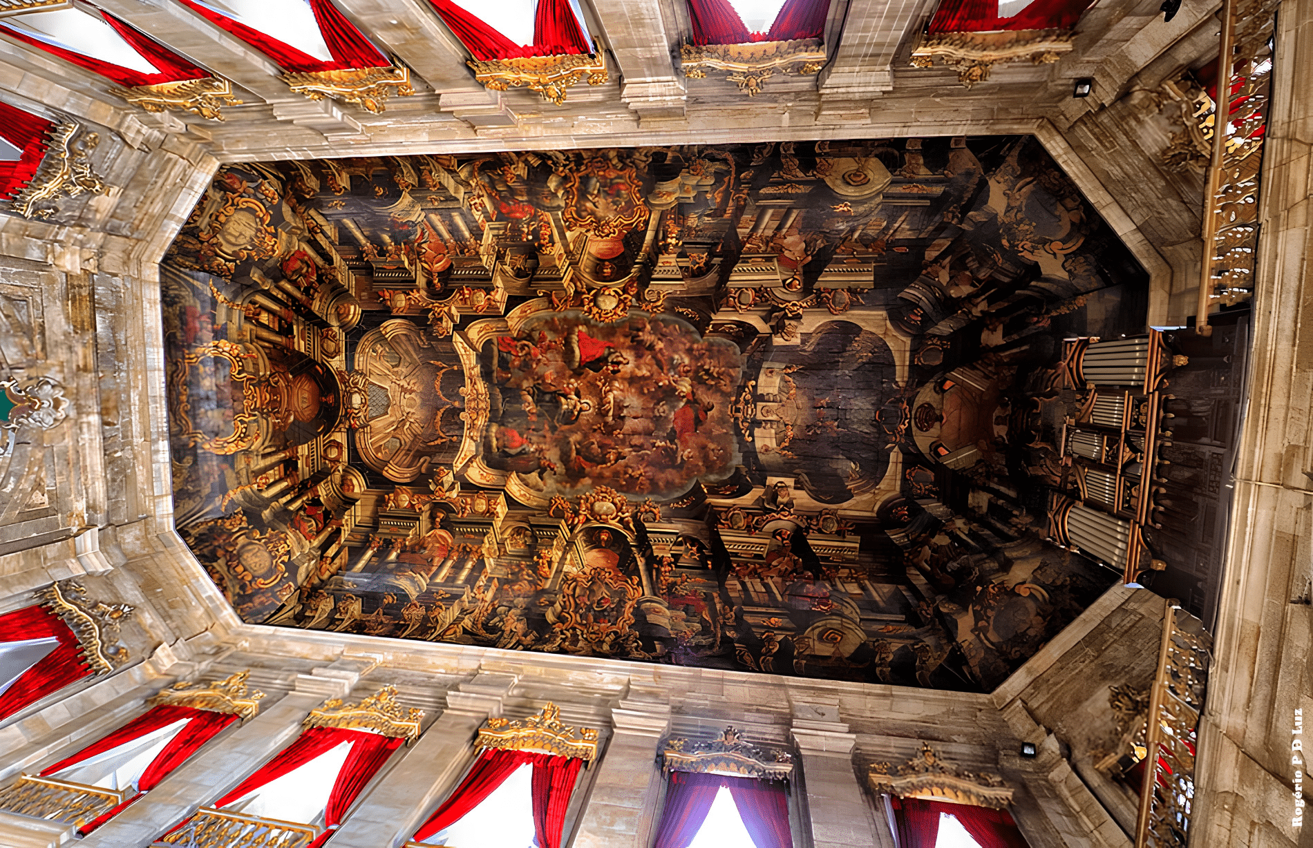 Pintura do teto da nave da Basílica Santuário Nossa Senhora da Conceição da Praia Pintura do teto da nave da Basílica Santuário Nossa Senhora da Conceição da Praia