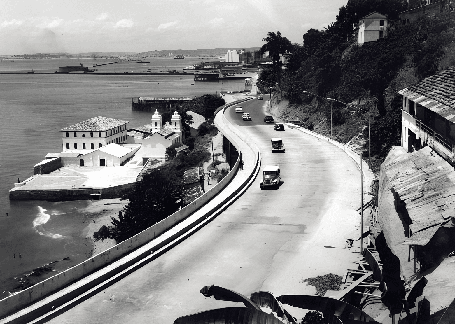 Foto antiga da avenida Contorno em Salvador BA Foto antiga da avenida Contorno em Salvador BA