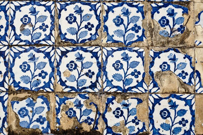 Azulejo Colonial de Fachada no Centro Histórico de São Luís do Maranhão. Azulejo Colonial de Fachada no Centro Histórico de São Luís do Maranhão