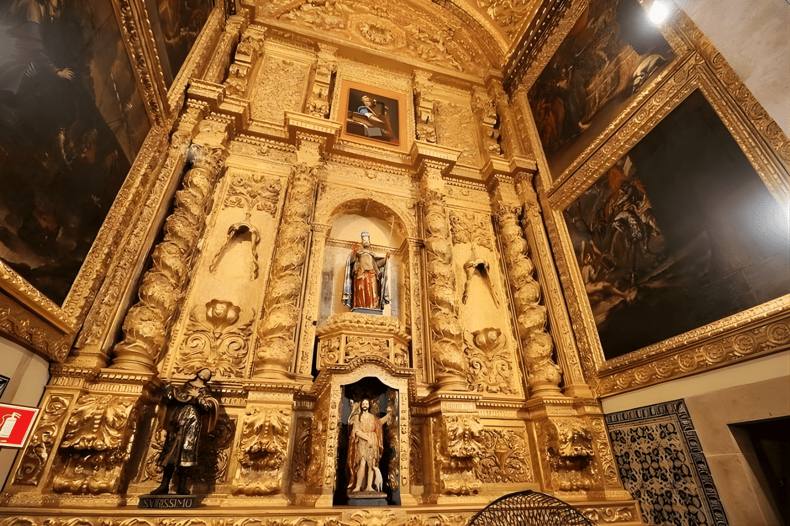 Capela do transepto - Catedral Basílica de Salvador Capela do transepto - Catedral Basílica de Salvador
