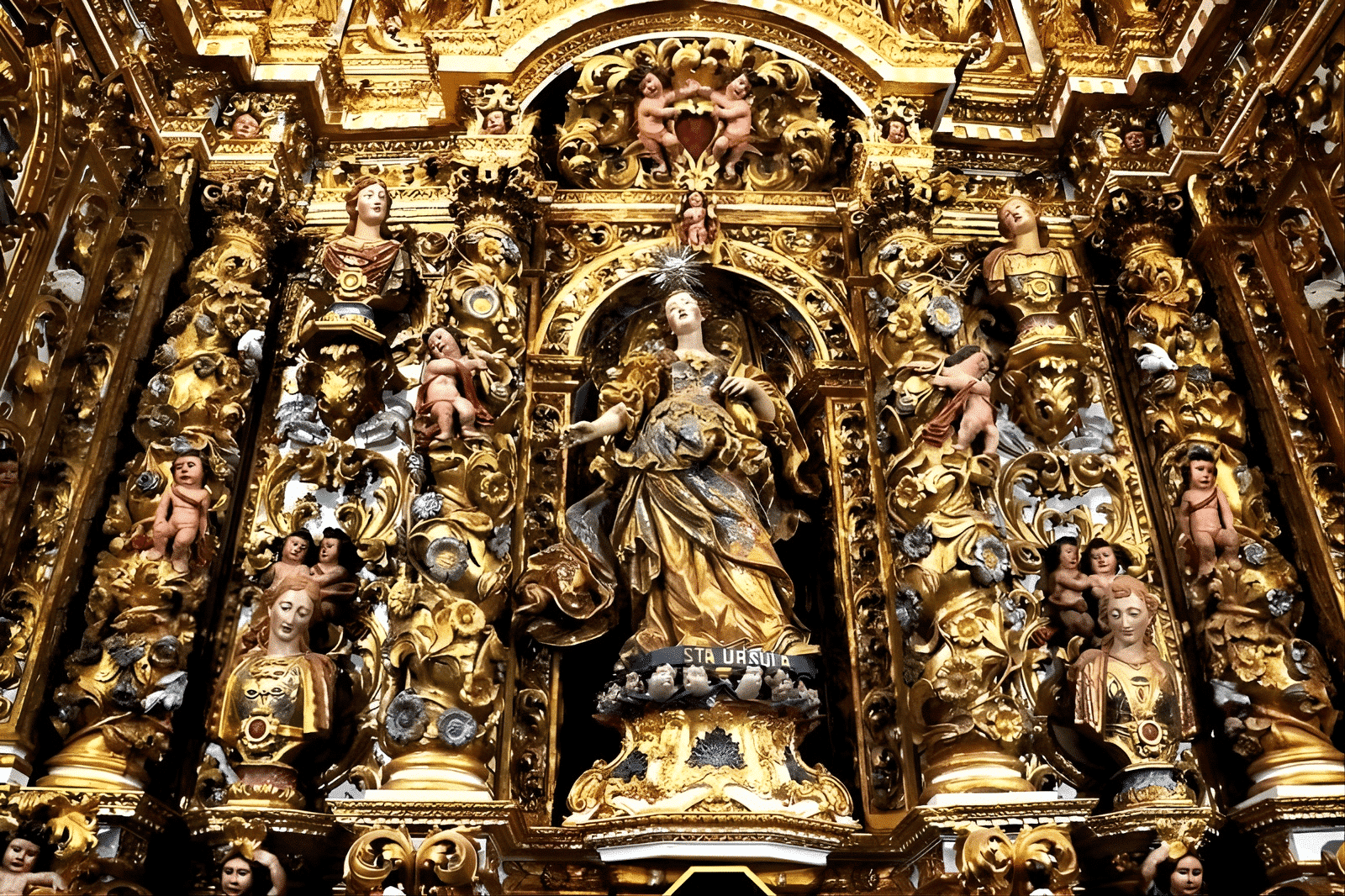 Santa Úrsula - Catedral Basílica de Salvador Santa Úrsula - Catedral Basílica de Salvador