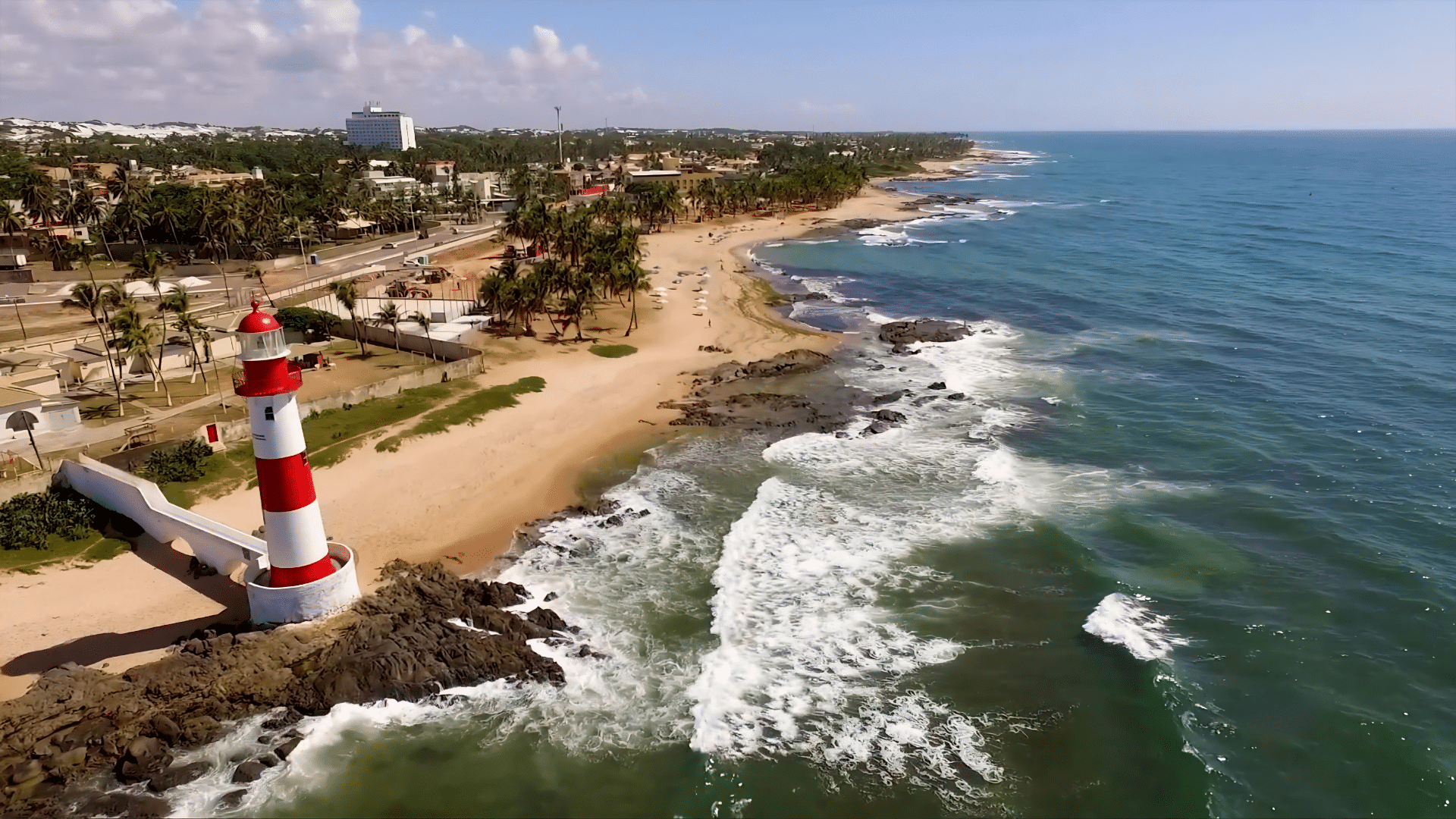 Praia de Itapuã em Salvador Praia de Itapuã em Salvador