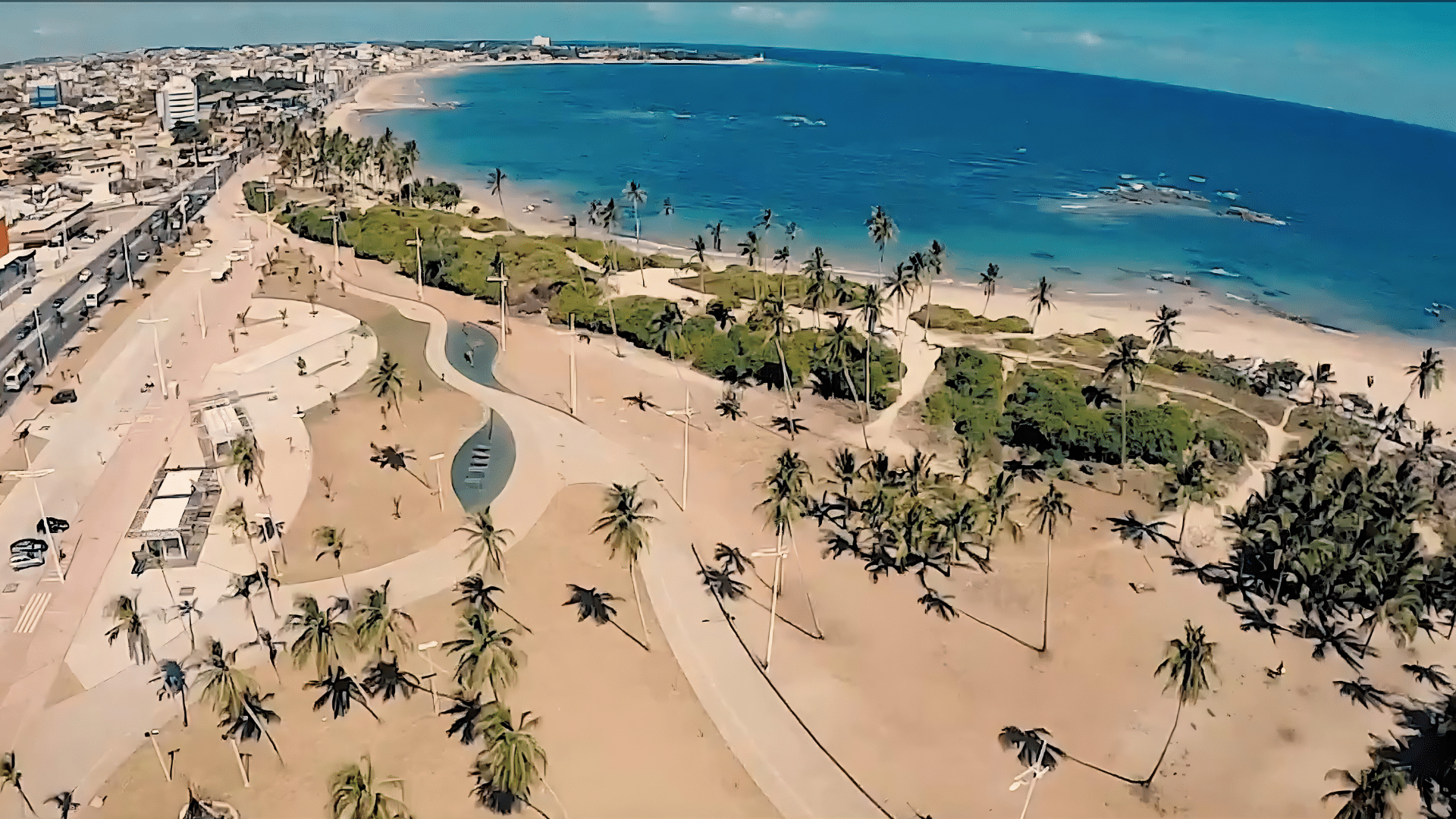 Praia de Piatã em Salvador Praia de Piatã em Salvador