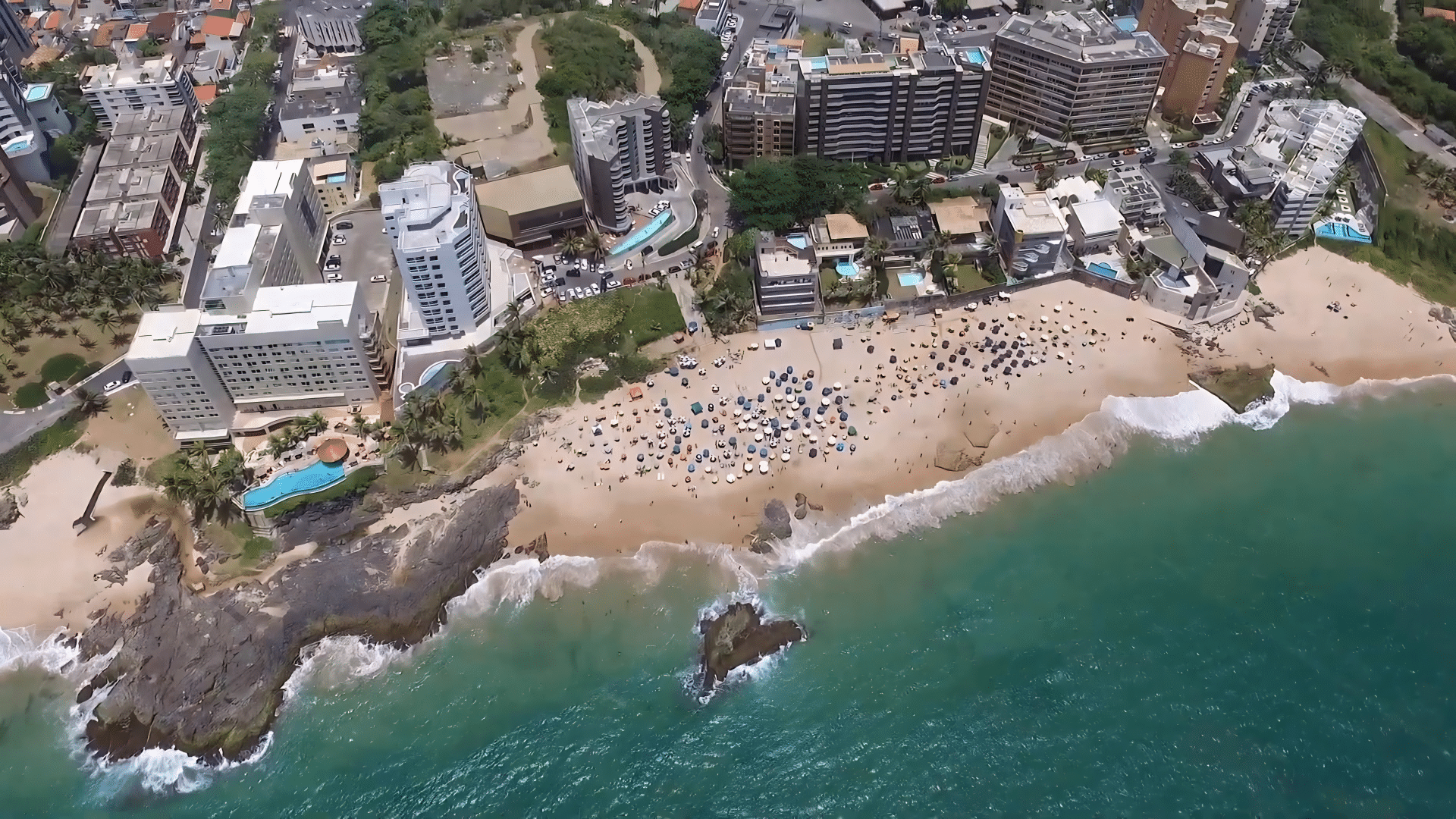 Praia do Buracão em Salvador Praia do Buracão em Salvador