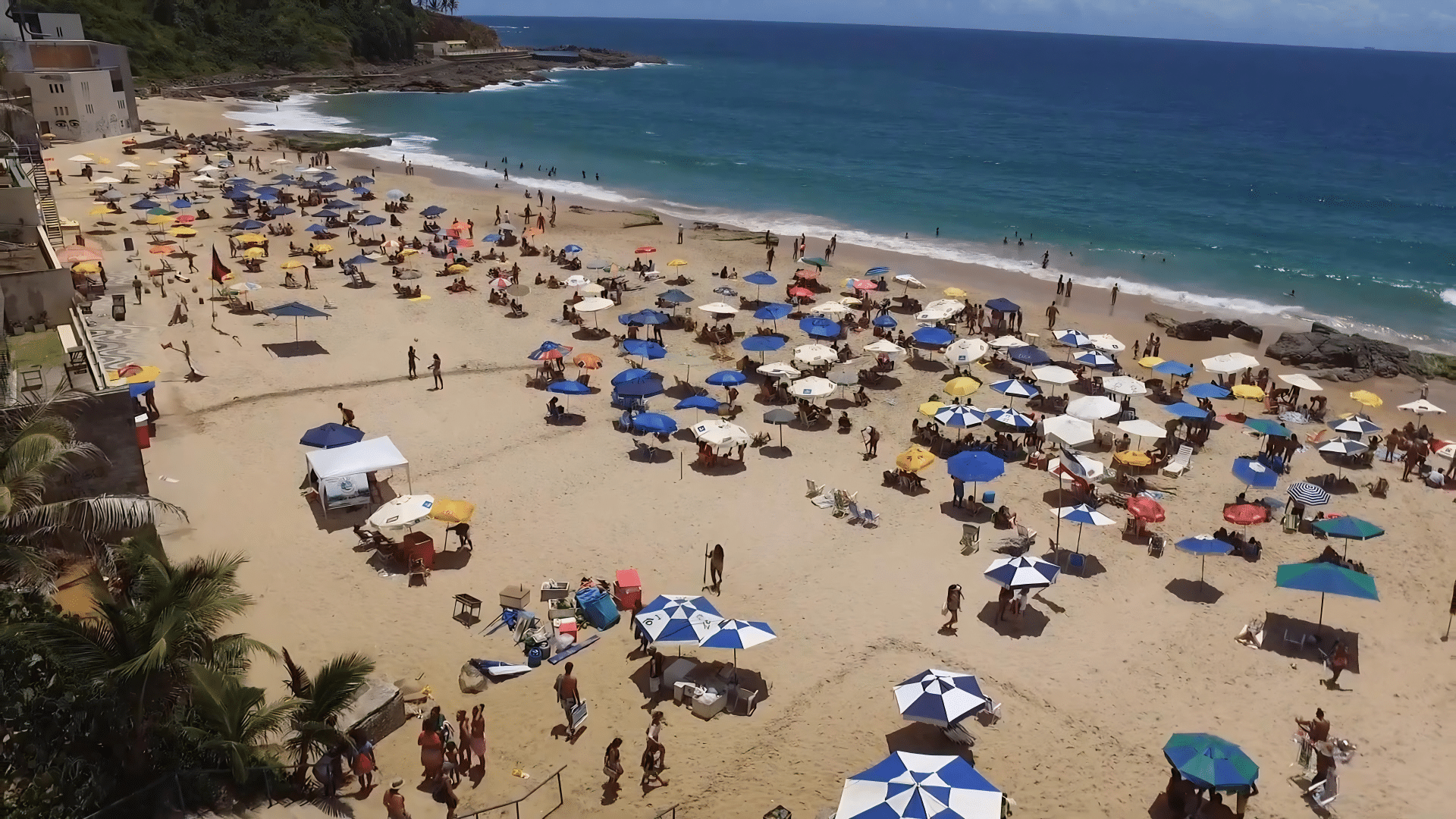 Praia do Buracão em Salvador Praia do Buracão em Salvador