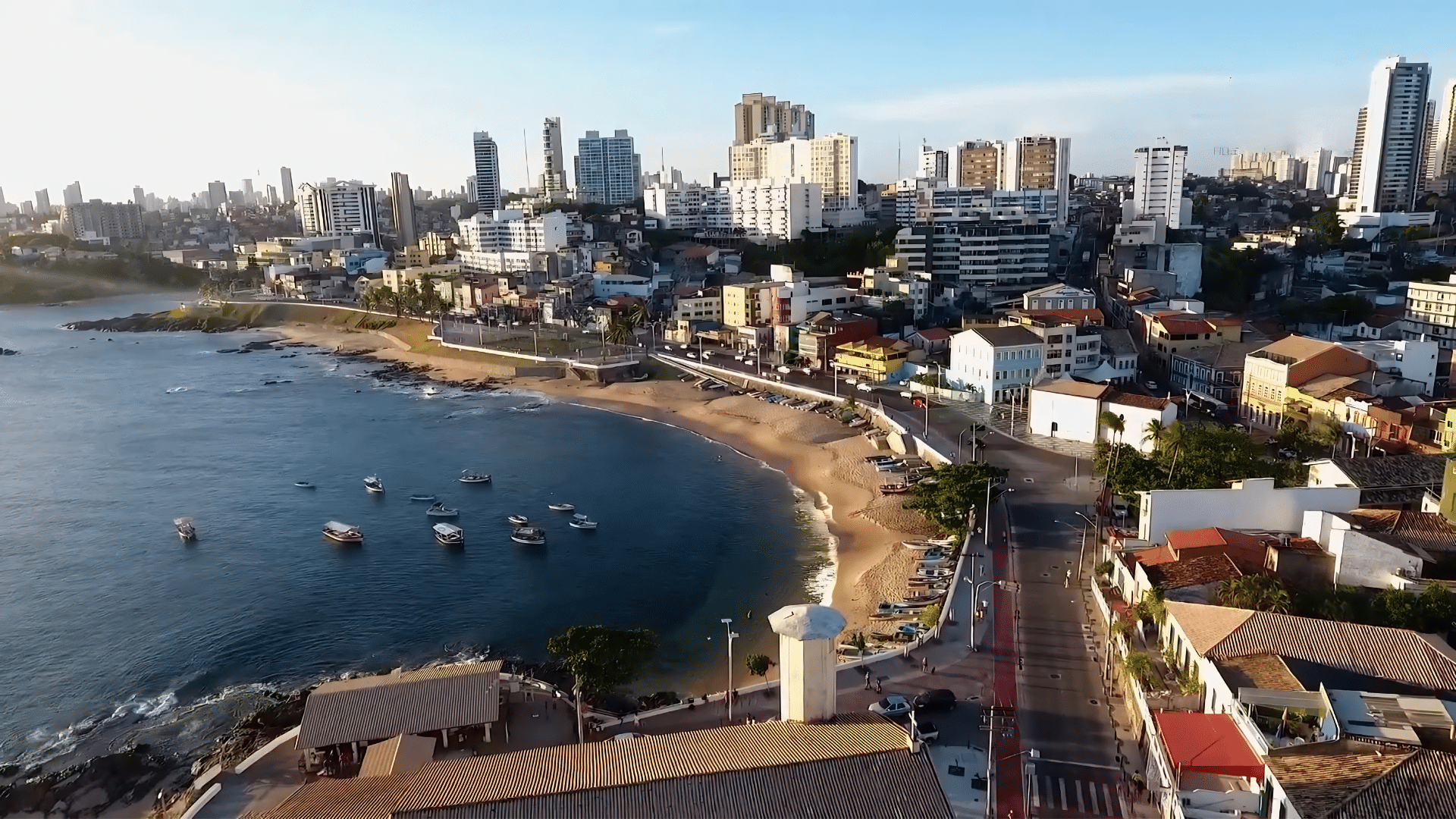 Praia do Rio Vermelho em Salvador Praia do Rio Vermelho em Salvador