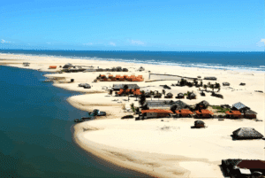 Caburé nos Lençóis Maranhenses
